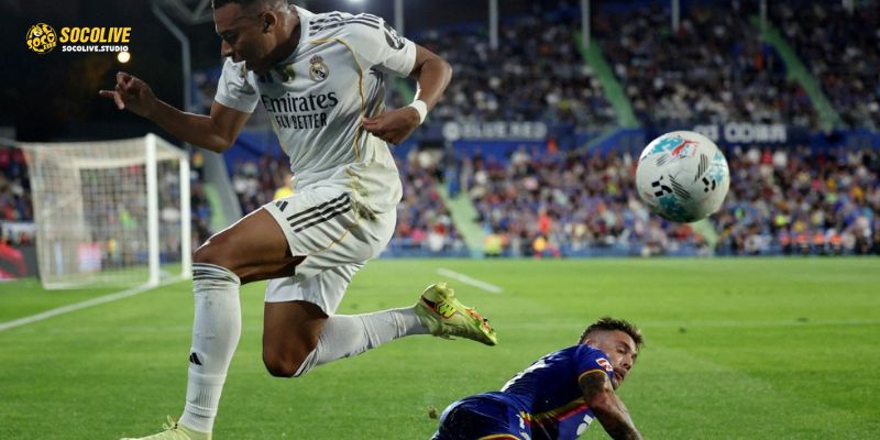 Getafe mang đến lối đá phòng ngự "xe bus" đặc sản để thách thức hàng công siêu hạng của chủ nhà